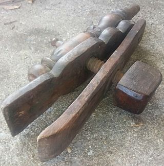 Antique Early 1800s Leather Saddle Harness Makers Wooden Vise W/ Wood Screw
