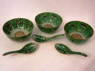 Early 20th C Chinese Famille Verte Cabbage Leaf Porcelain Bowls & Spoons