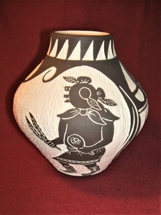 Impressive A & V Lucario Laguna Pueblo Carved Vase Kachina Motif Ex Cond Nr