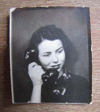 Orig.  Vintage 40s Photo Arcade Portrait Young Woman Girl Photobooth Phone Booth