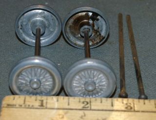 Vintage Spoked Wheel Set Cast Iron Diecast Cars 1.  25  Diameter 2 Extra Axles