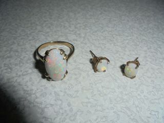 Vintage Opal Ring With Matching Opal Earrings In Solid 9ct Gold.