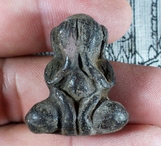 Phra Pidta (close Eye) Rare Talisman Rich Thai Buddha Amulet Pendant