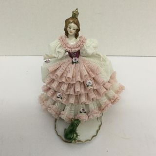Vintage Karl Klette Dresden Lace Porcelain Figurine “princess And The Frog” Exc.