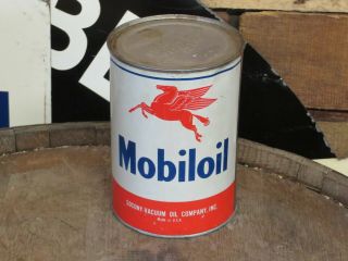 Vintage Mobiloil 1 Quart Motor Oil Can Arctic Special 10 - 10w Full