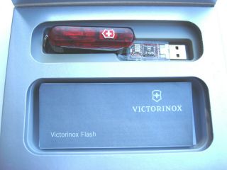 Victorinox Swiss Army Knife 2 Gb Usb Flash Drive Memory Stick Ruby Red