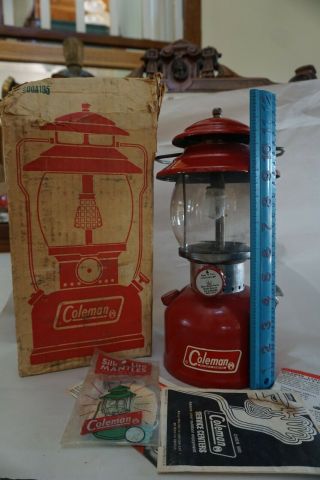 Vintage 1972 Red Coleman Model 200a Single Mantle Camping Lantern Box Light Camp