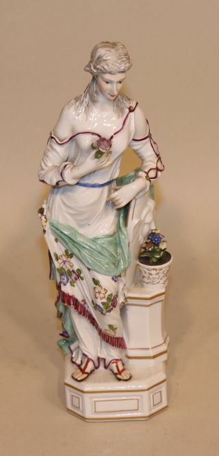18th Century Chelsea Derby Bow England Figurine Woman With Flower & Shield