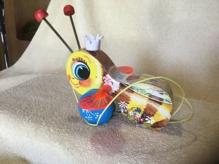 Vintage Fisher Price Queen Buzzy Bee 444 Wooden Pull Toy