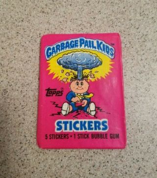 1985 Topps Gpk Garbage Pail Kids 1st Series 1 Wax Pack (first One)