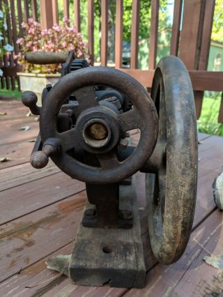 Vintage Buffalo Forge No.  611 Mechanical Drill Press - pole hand crank 3