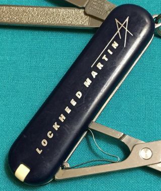 Victorinox Swiss Army Pocket Knife - Limited Navy Classic Sd - Lockheed Martin