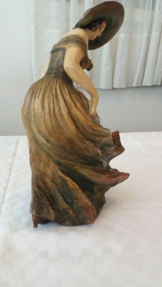 Antique Guido Cacciapuoti Italian Ceramic Lady Flowers Figurine from 1920 Signed 2