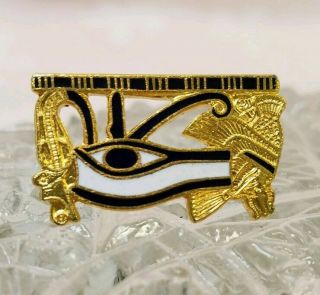 Vintage Mma Egyptian King Tut Eye Pin 1976 Gold Tone Scb910
