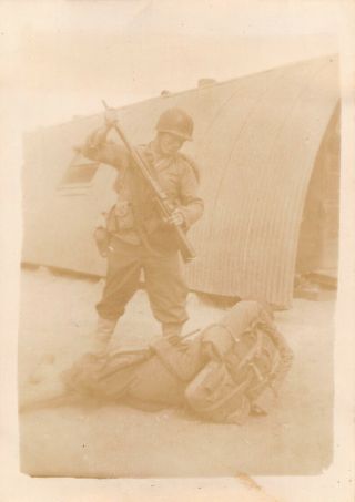 Vintage 1940s Snapshot Black White Photo Wwii Soldier Gun Fight Play