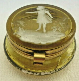 Victorian Epoque,  Mary Gregory,  Pill Box Round,  Enameled Glass Color Ambre