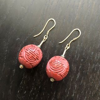 Fine Vintage Antique Chinese Carved Red Cinnabar Lacquer Resin Shou Earrings
