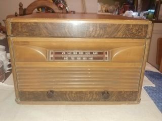 Vintage Philco Radio/record Player Model 42 - 1001 - Tube Type.  Look At Pics