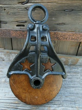 Antique Vintage Cast Iron/ Wood Pulley Star Primitive Farm Ornate Rustic Decor
