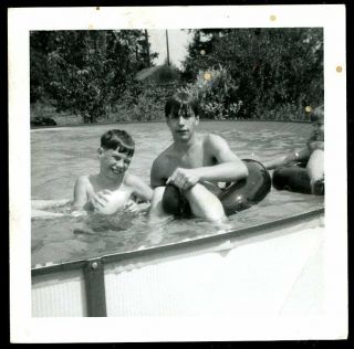 Vintage Photo Brothers Playing In Backyard Pool Inner Tube Tire Float
