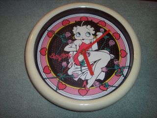 Betty Boop Bed Of Roses Clock