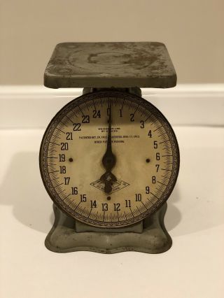 Vintage Old Brown Camp Hardware Co - 25 Lb Scale