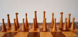 Vintage Mid Century Modern Chess Set - Made In Italy - 4 1/8 " Kings Like Ohme.