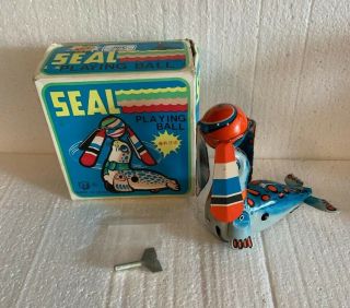 Vintage China Toy Seal Playing A Ball Wind - Up Tin Litho China 1980 