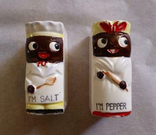 Vintage Black Americana Ceramic Chefs Salt And Pepper Books