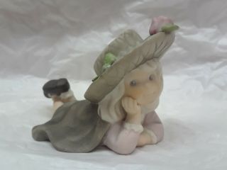 " You Ought To Be In Pictures " Figurine 1996 Enesco By Kim Anderson