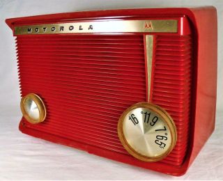 Vintage 1950s Red Motorola Model A8r Vacuum Tube Am Radio