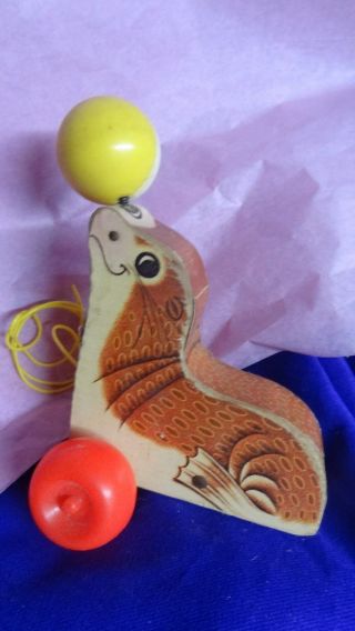 Vintage Fisher Price 694 Seal W Ball Pull Toy