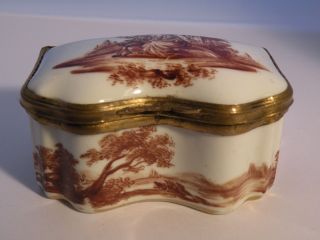 Cp2 Antique Hochst Porcelain 18th C.  Puce Camaieu Landscape Painted Snuff Box