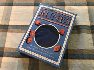The Runes Gift Edition Box Set With Book 25 Rune Stones And Bag Horik Svensson