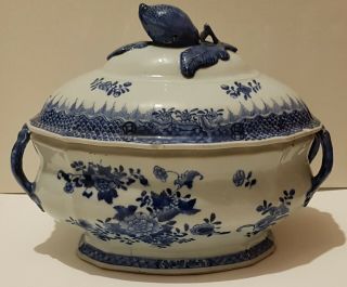 Magnificent Large Antique Chinese Porcelain 18th Century Blue And White Tureen