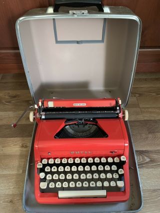 Vintage Red Royal Quiet DeLuxe Typewriter with Case 2