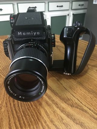 Vintage Mamiya M645 Medium Format Film Camera W/sekor C 1: 4 150mm Lens & Handle