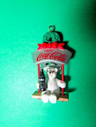 2000 Polar Bear Drink Coca Cola Bottle Opener Swing Christmas Ornament (cc3)