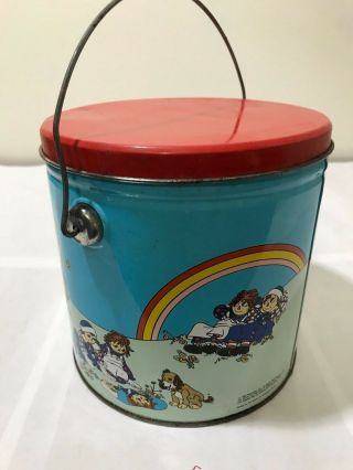 VINTAGE 1988 RAGGEDY ANN ANDY TIN CONTAINER METAL PAIL BUCKET TOY 2