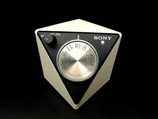 Vintage 1970s Sony Space Age Psychedelic Antique Jetsons Atomic Style Old Radio