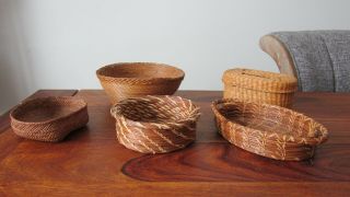 Group Of Five Small Vintage Baskets Pine Needles Sweetgrass