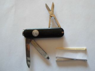 Victorinox Small Pocket Swiss Army Knife Tool Department Of Army Seal Badge
