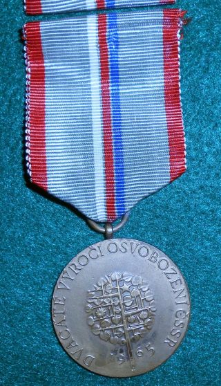 Zc04 Czech Chechoslovakia Medal,  1945 - 1965 For Participants In World War 11