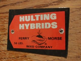 Rare 1950s Vintage Hulting Hybrid Corn Seed Metal Tag Sign Old Farm Cow Pig Hen