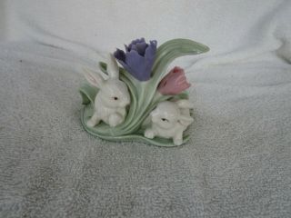 Home Interiors Peek - A - Boo Easter Bunnies Rabbits Iris Pillar Candle Holder 2002