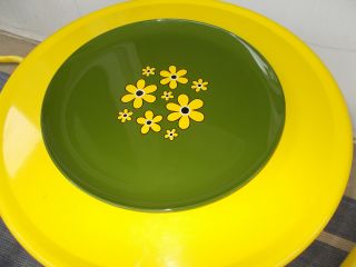 Vintage Retro Olive Green & Yellow Daisy Large Round Lacquer Tray Japan