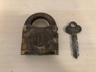 Old Vtg Yale & Towne Mfg & Co Brass Padlock Lock With Key