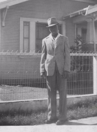 Old Vintage Photo Of Black African American Young Man In Suit & Hat By House