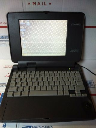 Vintage Compaq Contura Aero 4/33c Mini Laptop Notebook Windows 95