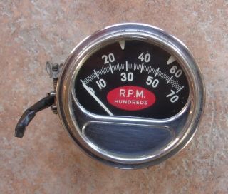 Vintage Sun Electric Co Red Football Tachometer 7000 Rpm Model Rc 50 Eb Or Wb